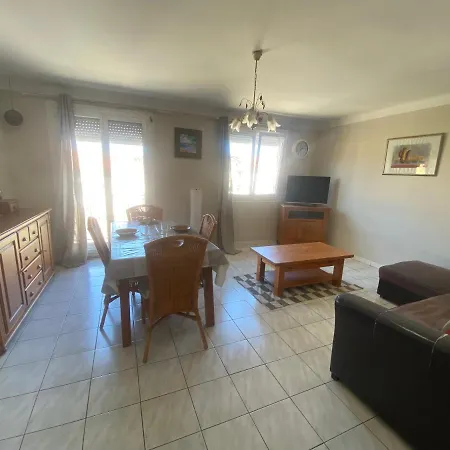 6 Personnes 6tour16 * Perpignan