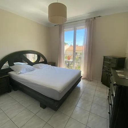 6 Personnes 6tour16 Apartment *